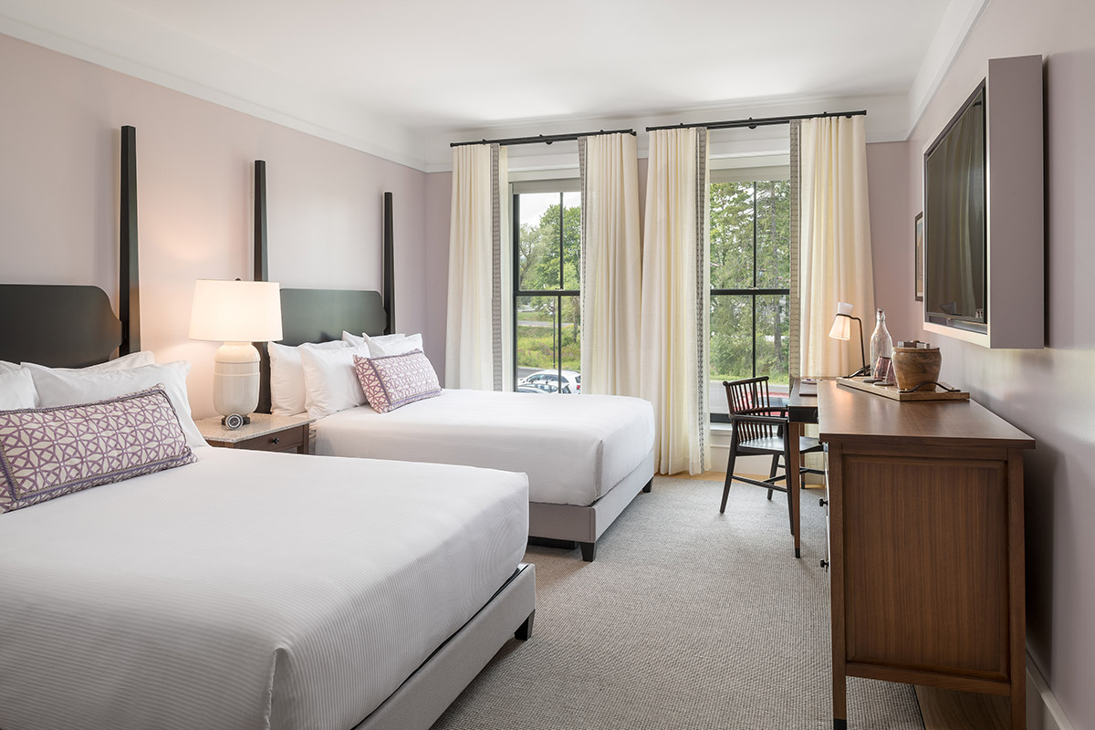 Double Queen Guest Room Detail