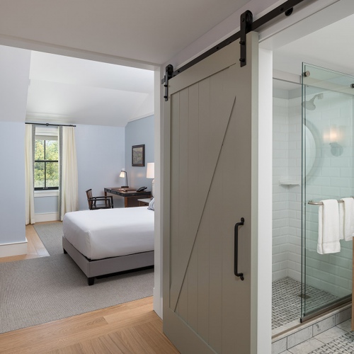 Queen Guest Room View