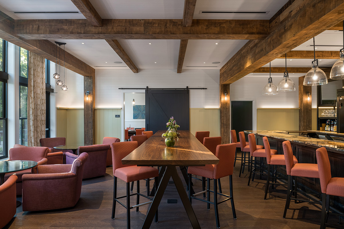 Cocktails, Craft Beer, and Great Fare at The Barn