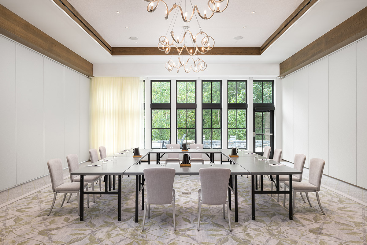 Meeting Square Seating