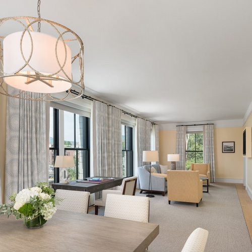 King Suite Living Area