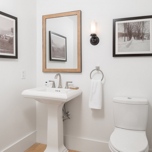 King Suite Powder Room