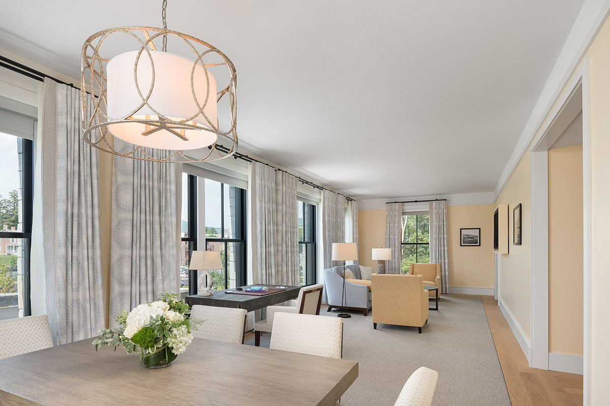 King Suite Living Area